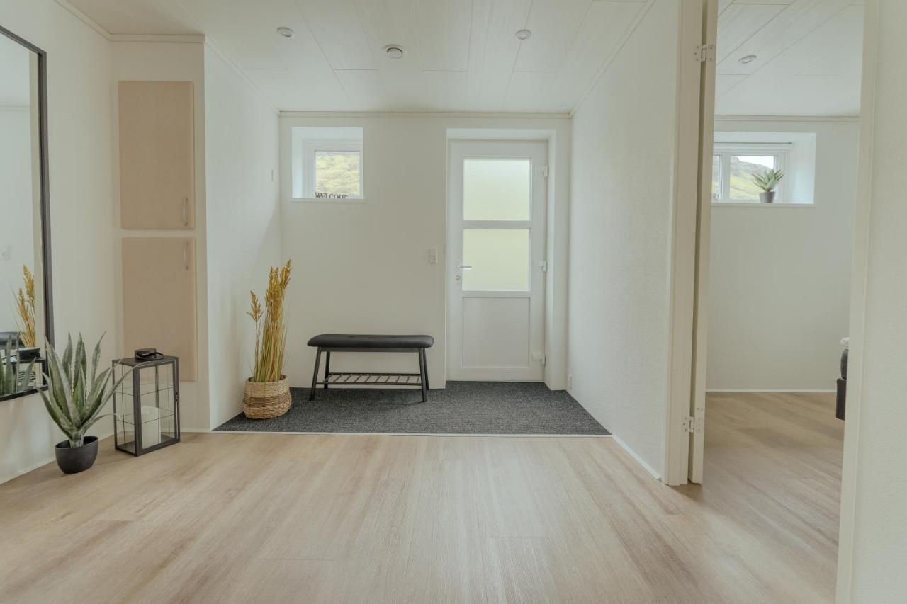 Dahlastova / Stunning Boathouse / Bay View / 3Br Hvalvik ภายนอก รูปภาพ